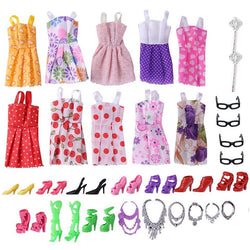 32 Item Set of Barbie/Blythe/BJD Doll Clothes, Shoes and Accessories Toys MJJ Source 2 wands 